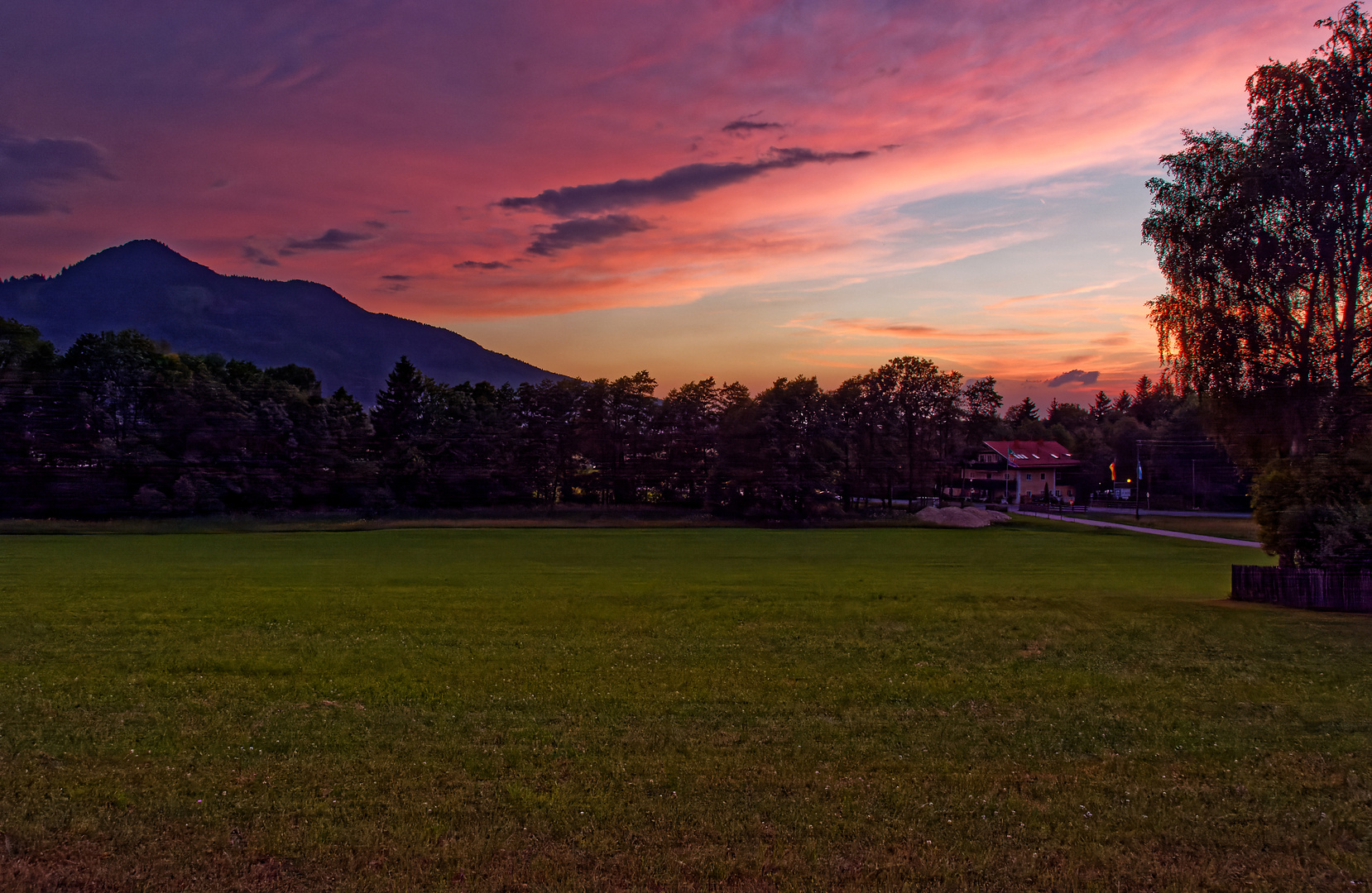 Aschau am Chiemsee 2017   21.24 Uhr