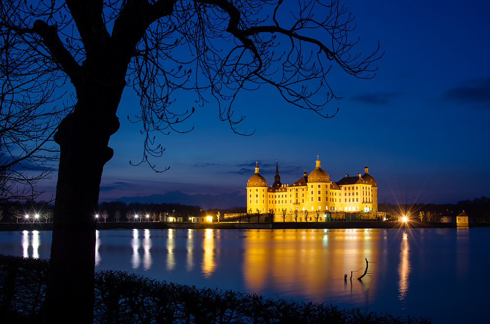 Aschenbrödels Heim in der Blauen Stunde