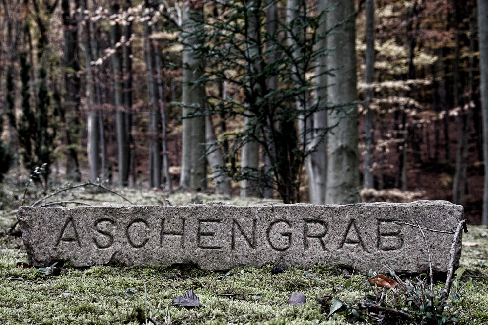 Aschengrab