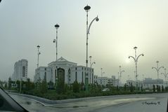 Aschgabat - Stadtbild-bei-Sandsturm