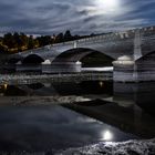 Aseler Brücke bei Mondschein