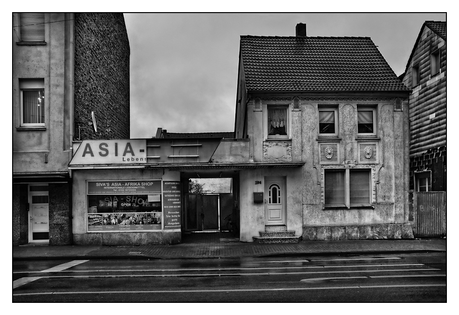 Asia-Afrika Shop