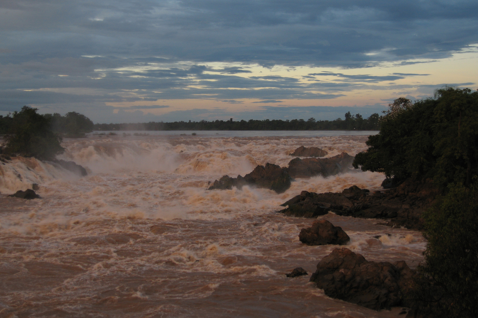 Asiens mächtigster Wasserfall