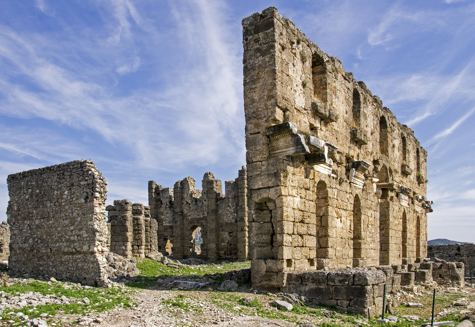 Aspendos – Nymphaion