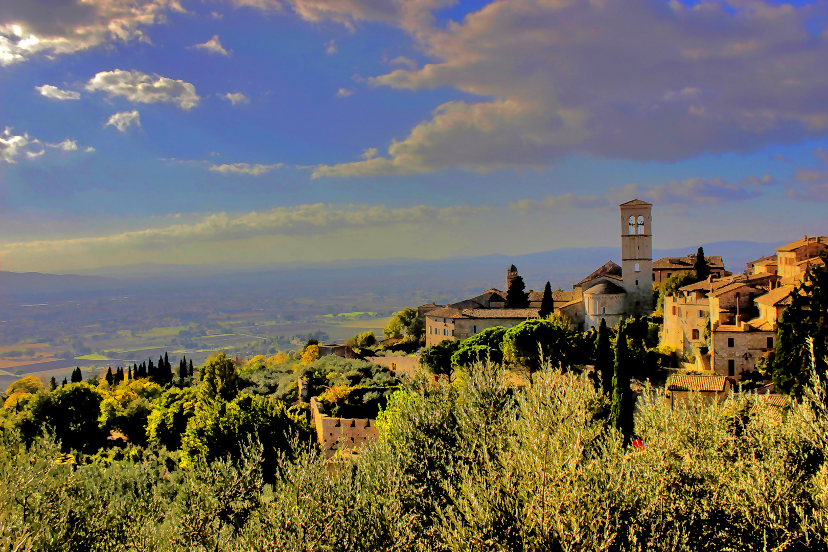 Assisi im Angesicht der Sonne-1