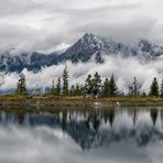 ASTBERGSEE IM NEBEL