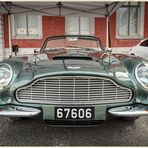 Aston Martin DB 4