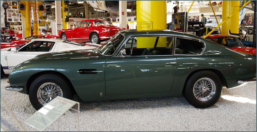 Aston Martin DB 6 Vantage  1965