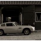 Aston Martin DB 6 Vantage