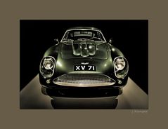 - Aston Martin DB4GT Zagato -