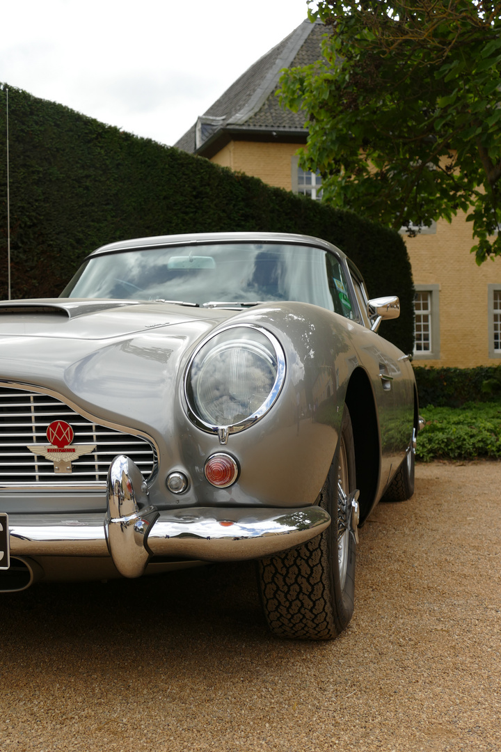 Aston Martin DB5