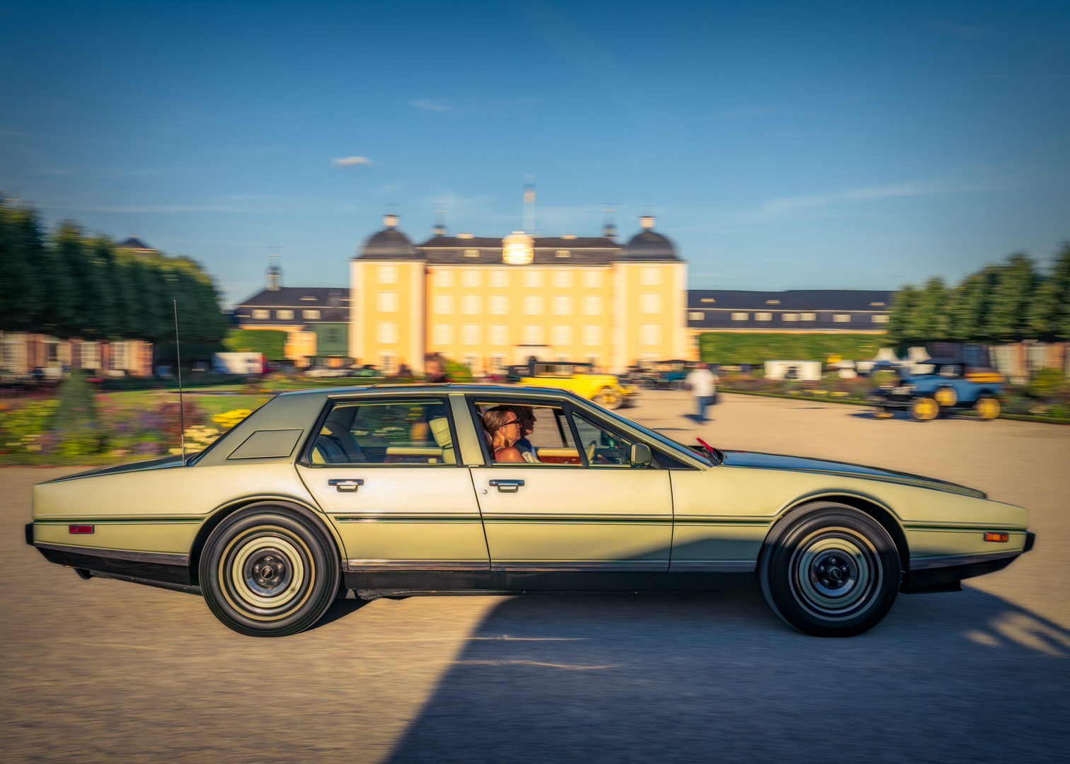 ASTON MARTIN LAGONDA 