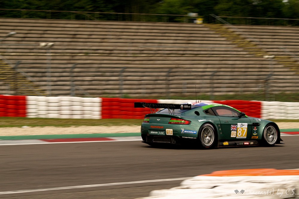 Aston Martin Vantage GT2   (#87) V