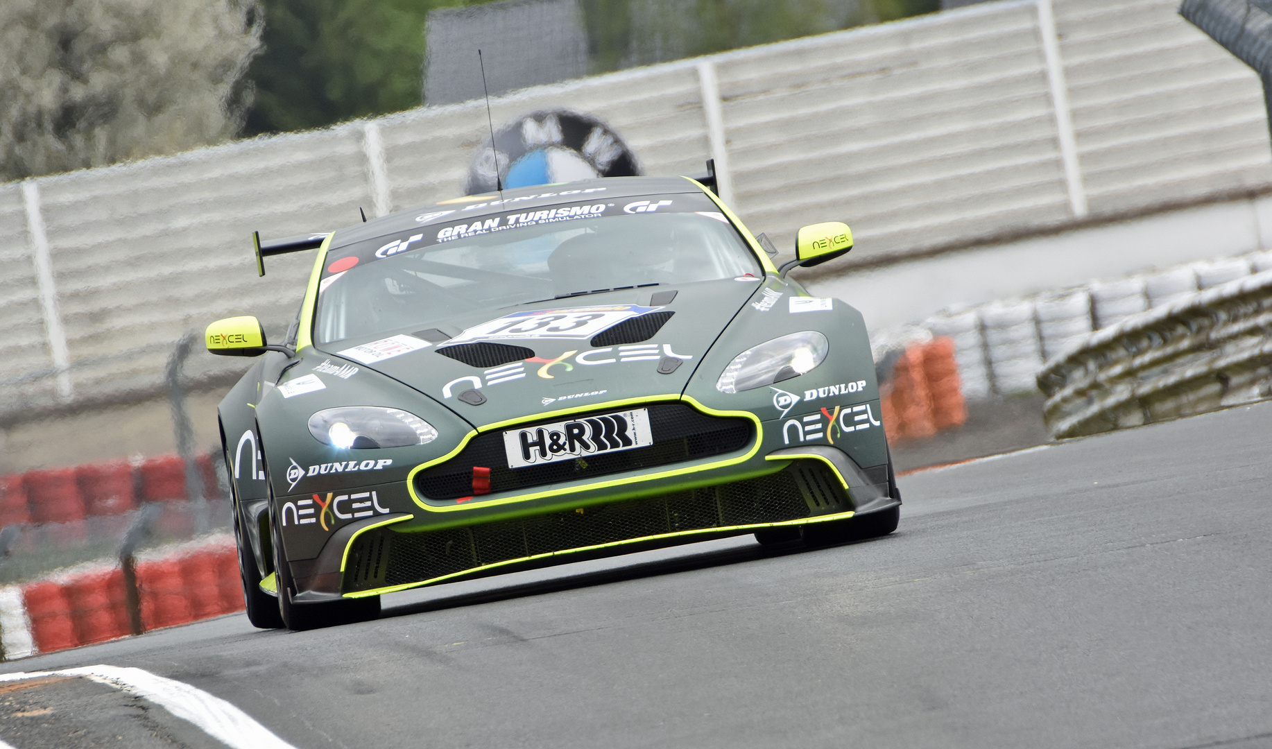 Aston Martin Vantage GT8 