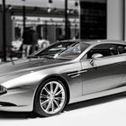 Aston Martin Virage 