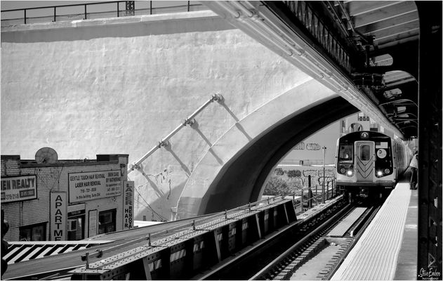 AstoriaScape No.13 - Departing Ditmars