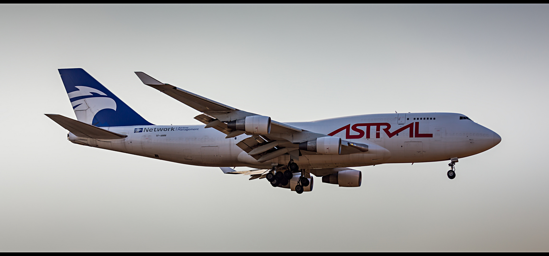 Astral Aviation, Boeing 747-4H6 ...