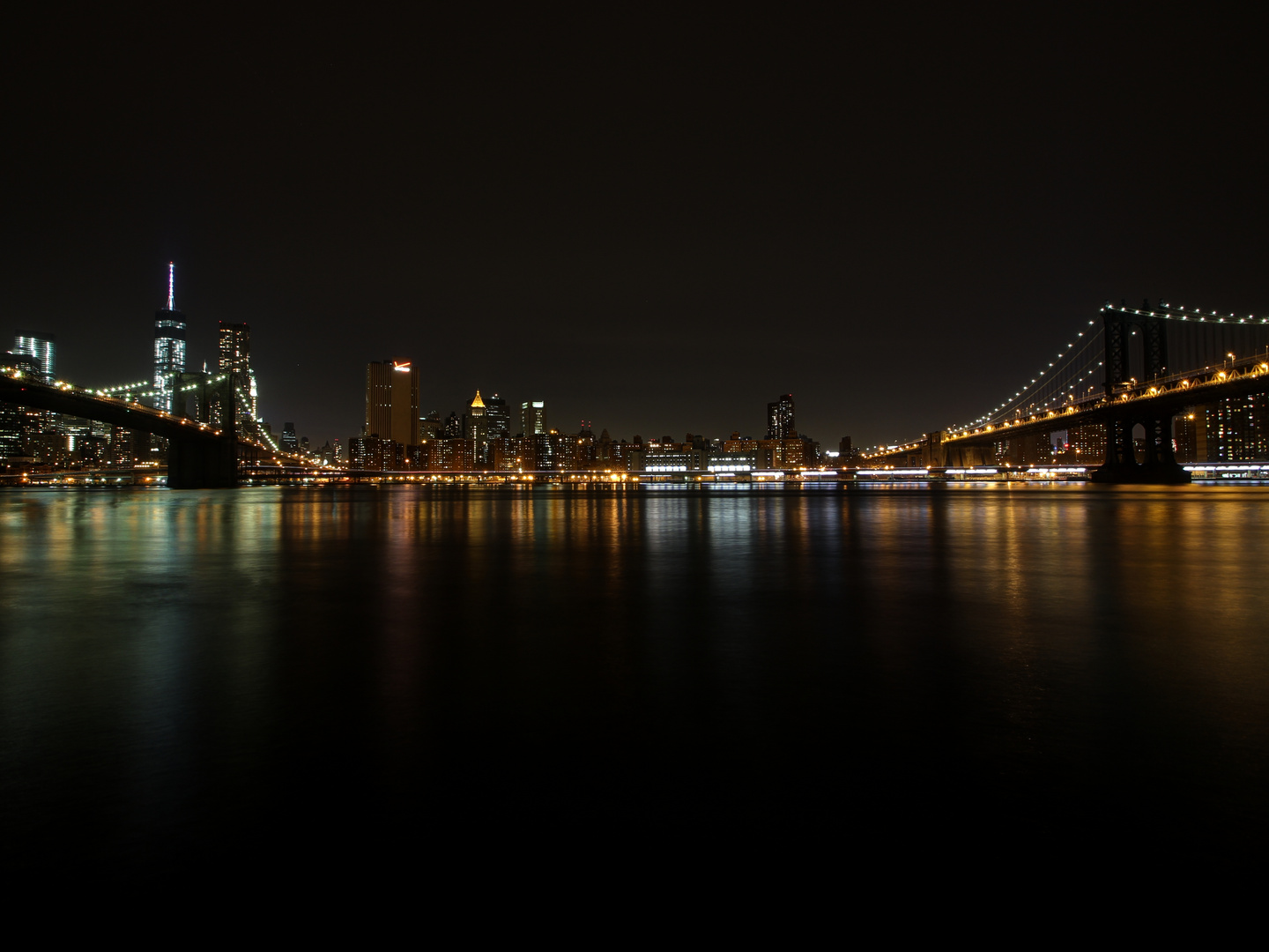 At Jane´s Carousel by night in Brooklyn