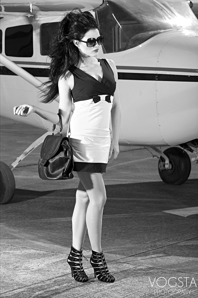 At the Airport (© Photo: VOGSTA PHOTOGRAPHY)