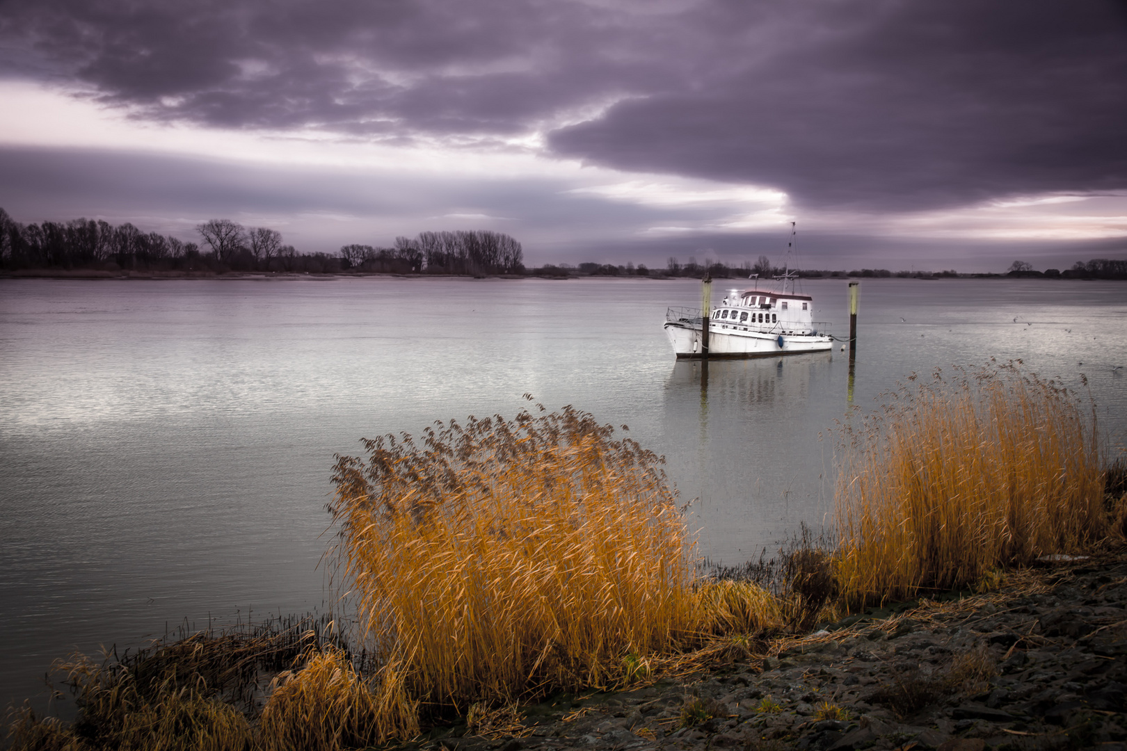 At the Lower Weser