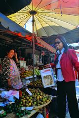 At the market in Sri Saket