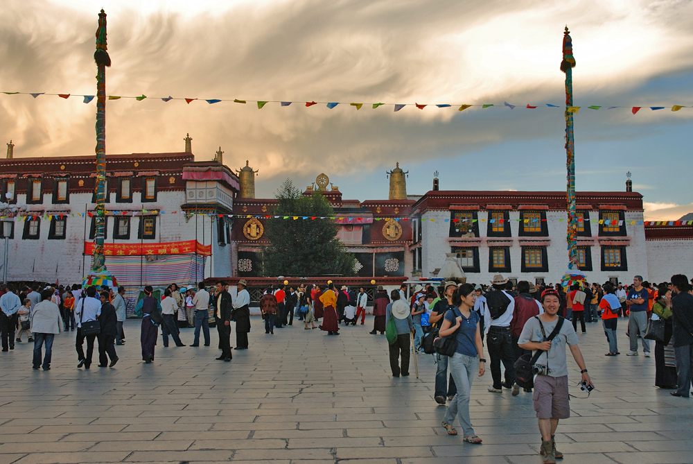 At the place in front of the Jokhang Temple