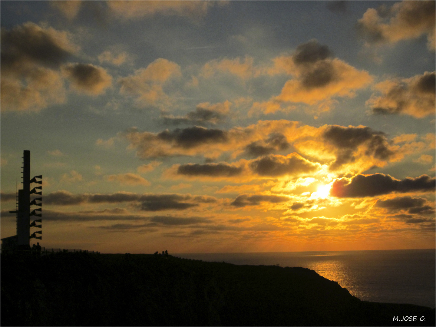 atardecer cabo peñas asturias