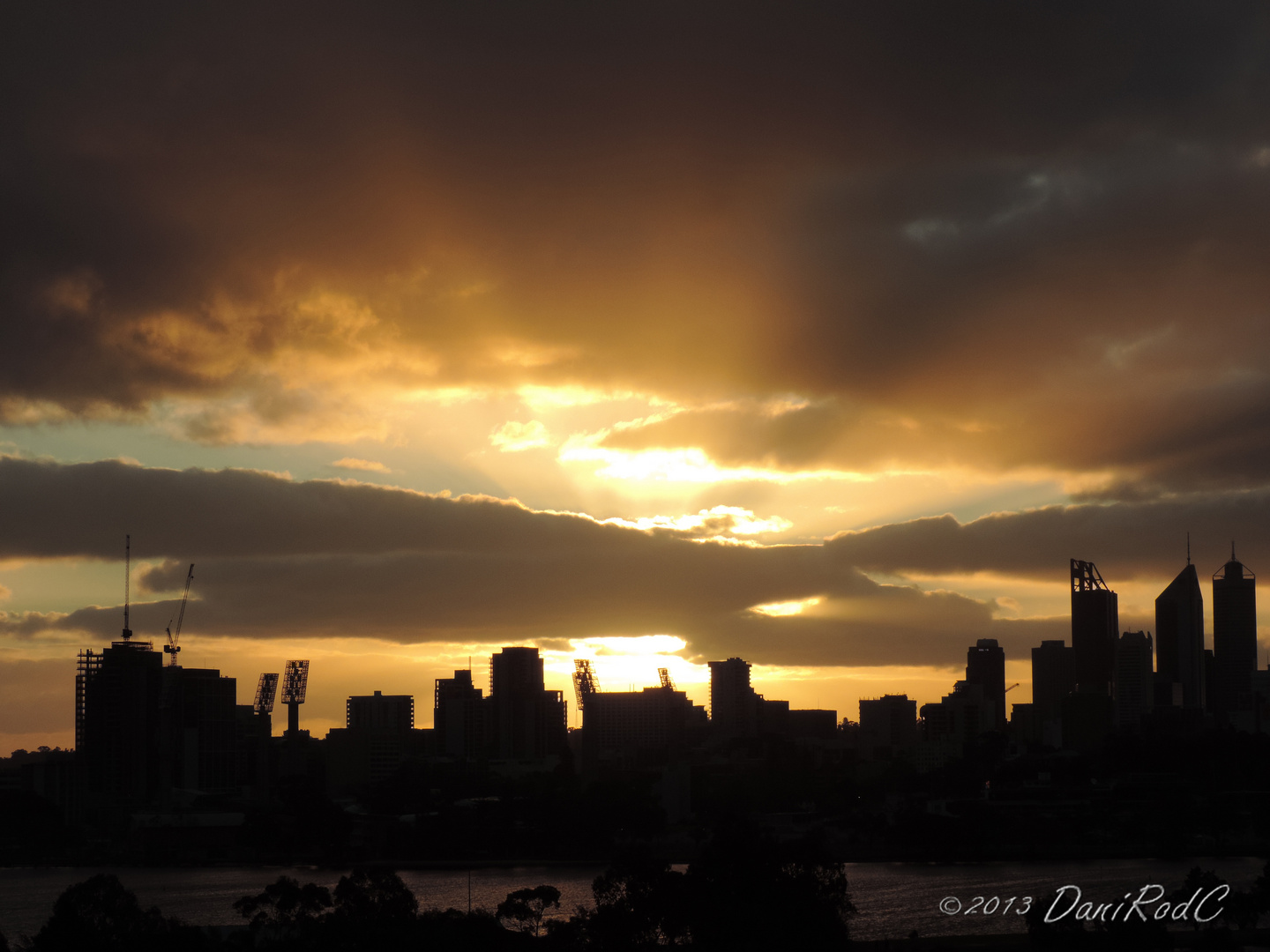 Atardecer capturado por mi esposa, tiene talento!