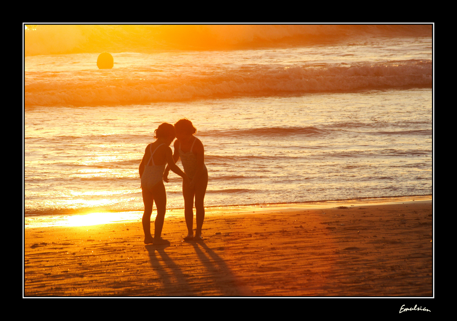 Atardecer con siluetas IV