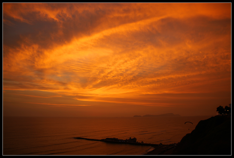 Atardecer de Lima, Perú (IV)