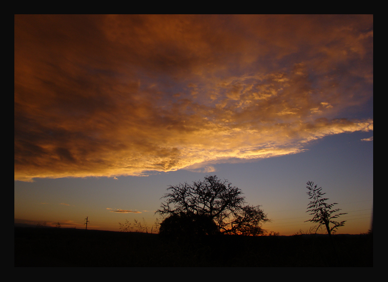 Atardecer de verano en el camino Real - Ruta 9 Argentina