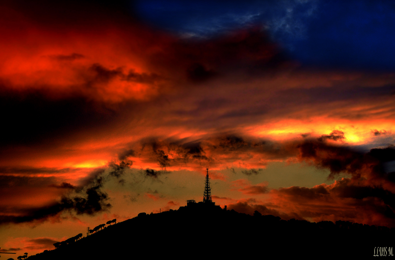 ATARDECER DESDE MI BALCON DE BARCELONA, 