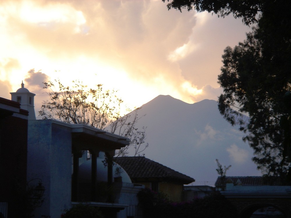 Atardecer en Antigua, Guatemala