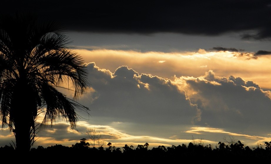 Atardecer en Ayuí.