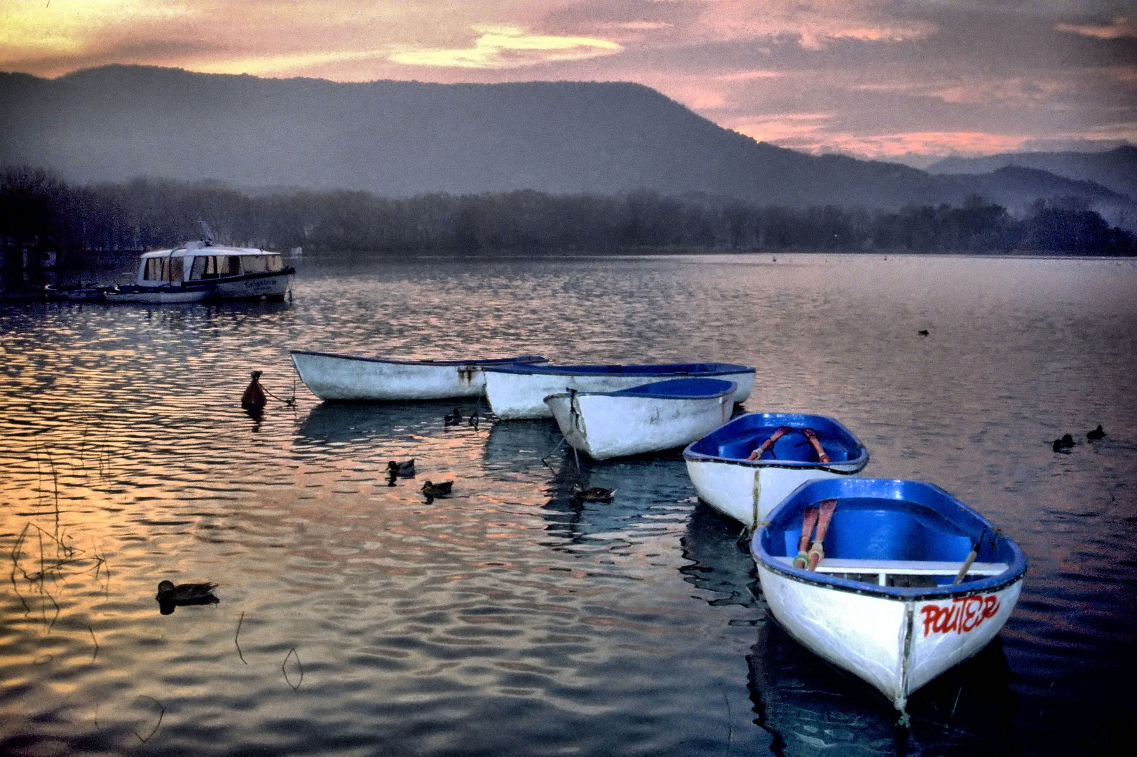 ATARDECER EN BANYOLES