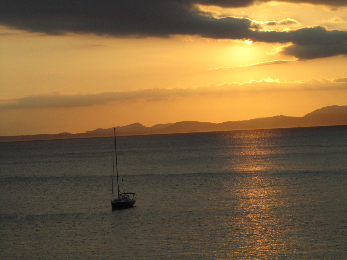 Atardecer en Cala Delta