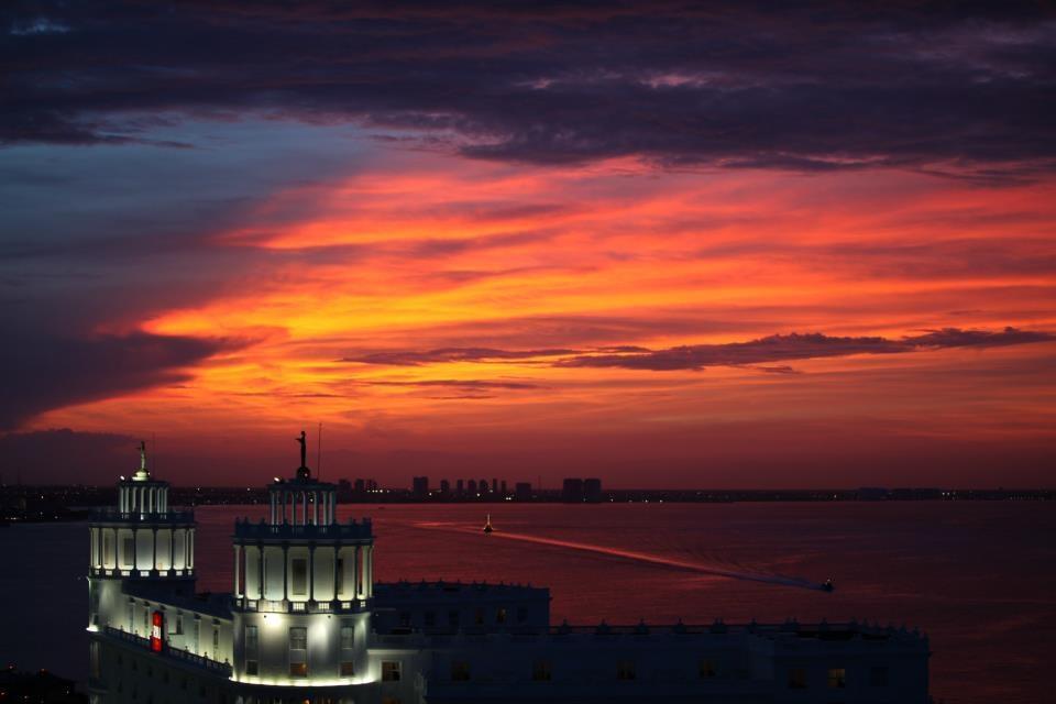 atardecer en cancún