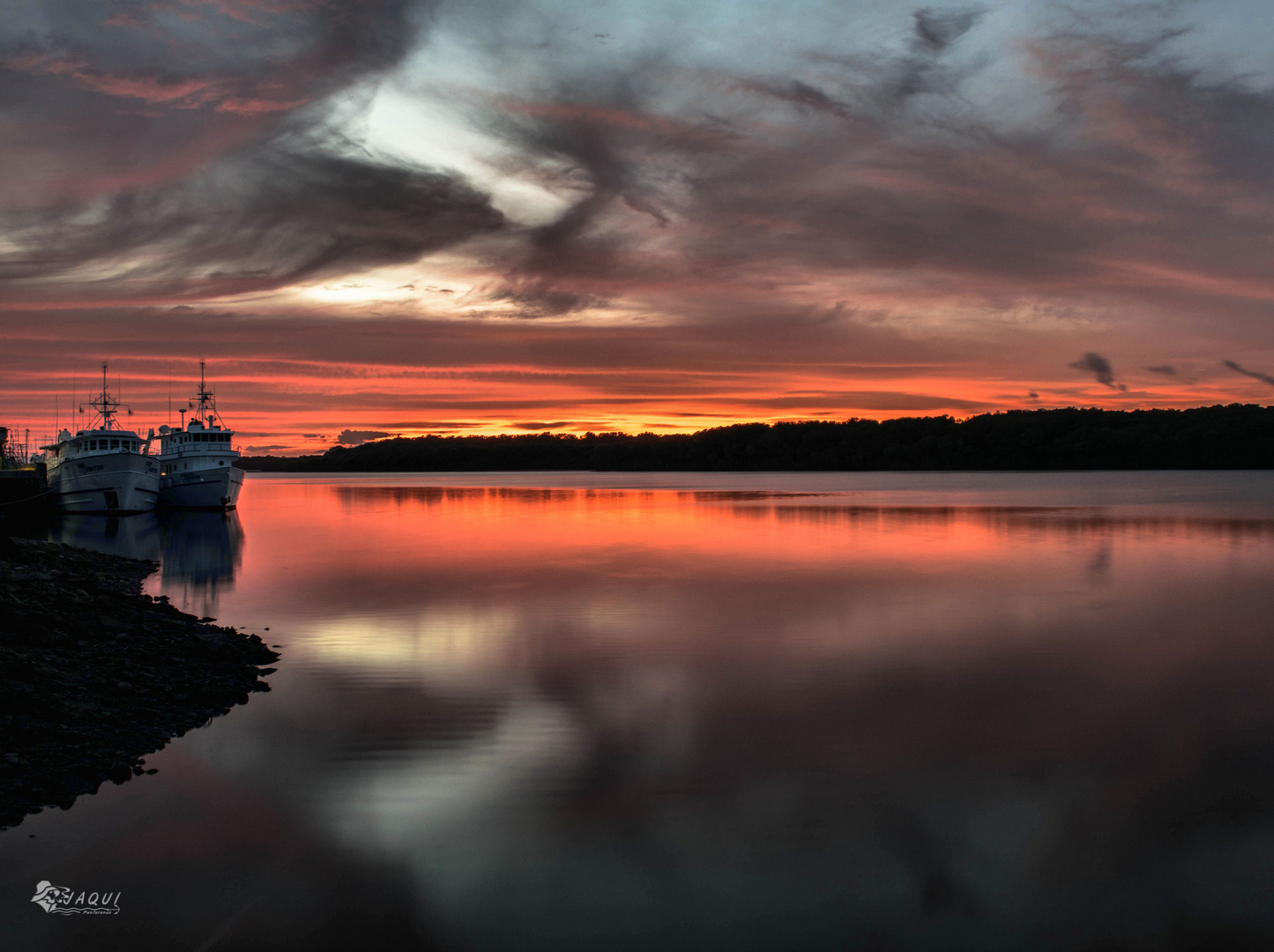 Atardecer en el estero del Cocal de Puntarenas