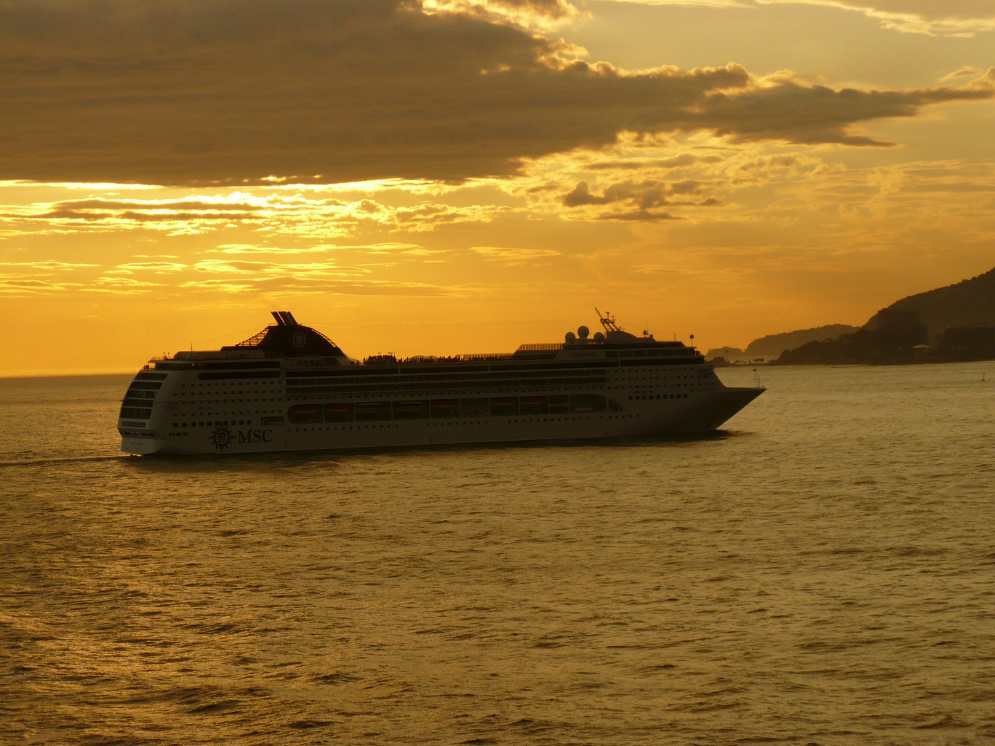 atardecer en el mar