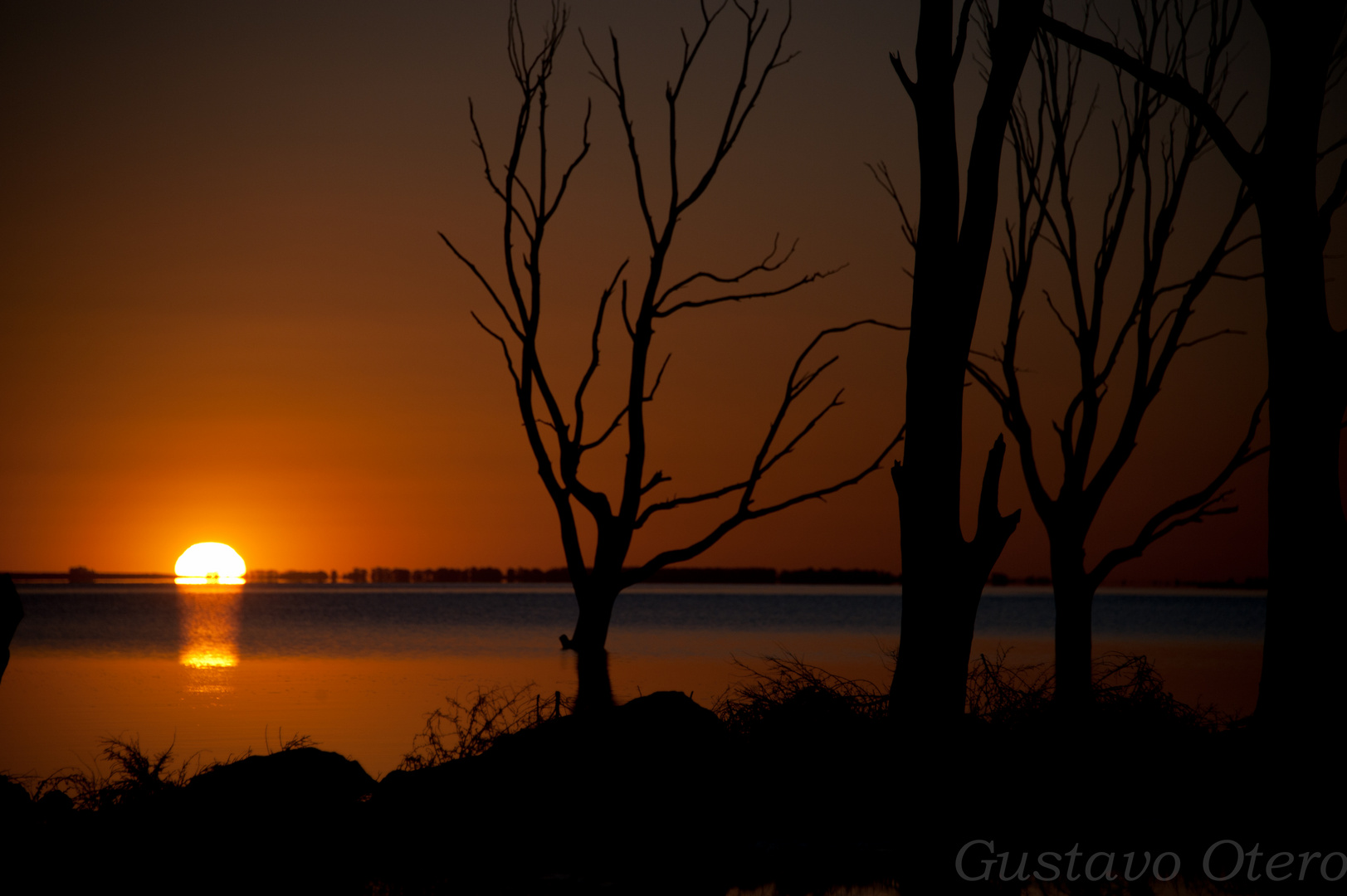 Atardecer en Epecuén 2 (buenos aires Argentina)