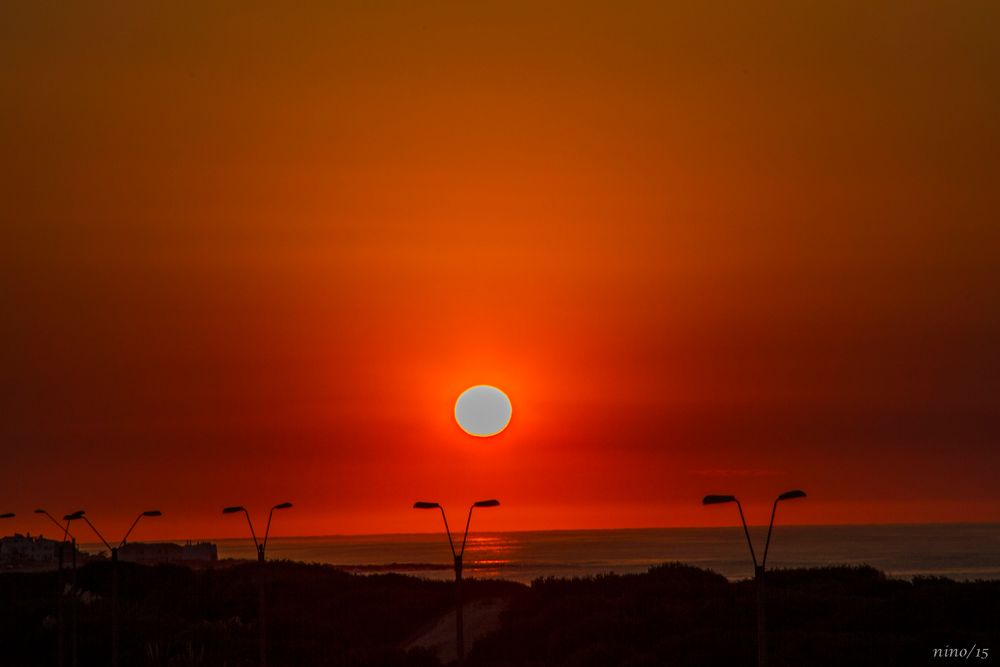 ATARDECER EN LA AVENIDA DEL MAR