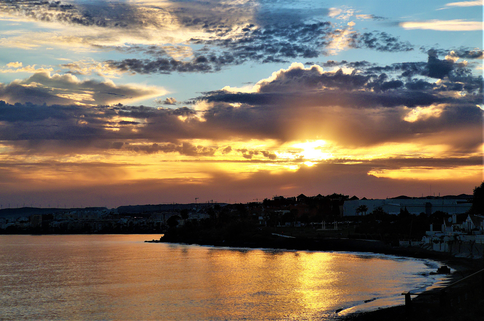 Atardecer en la costa 002