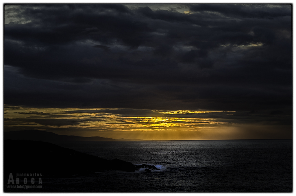 Atardecer en la costa Lucense