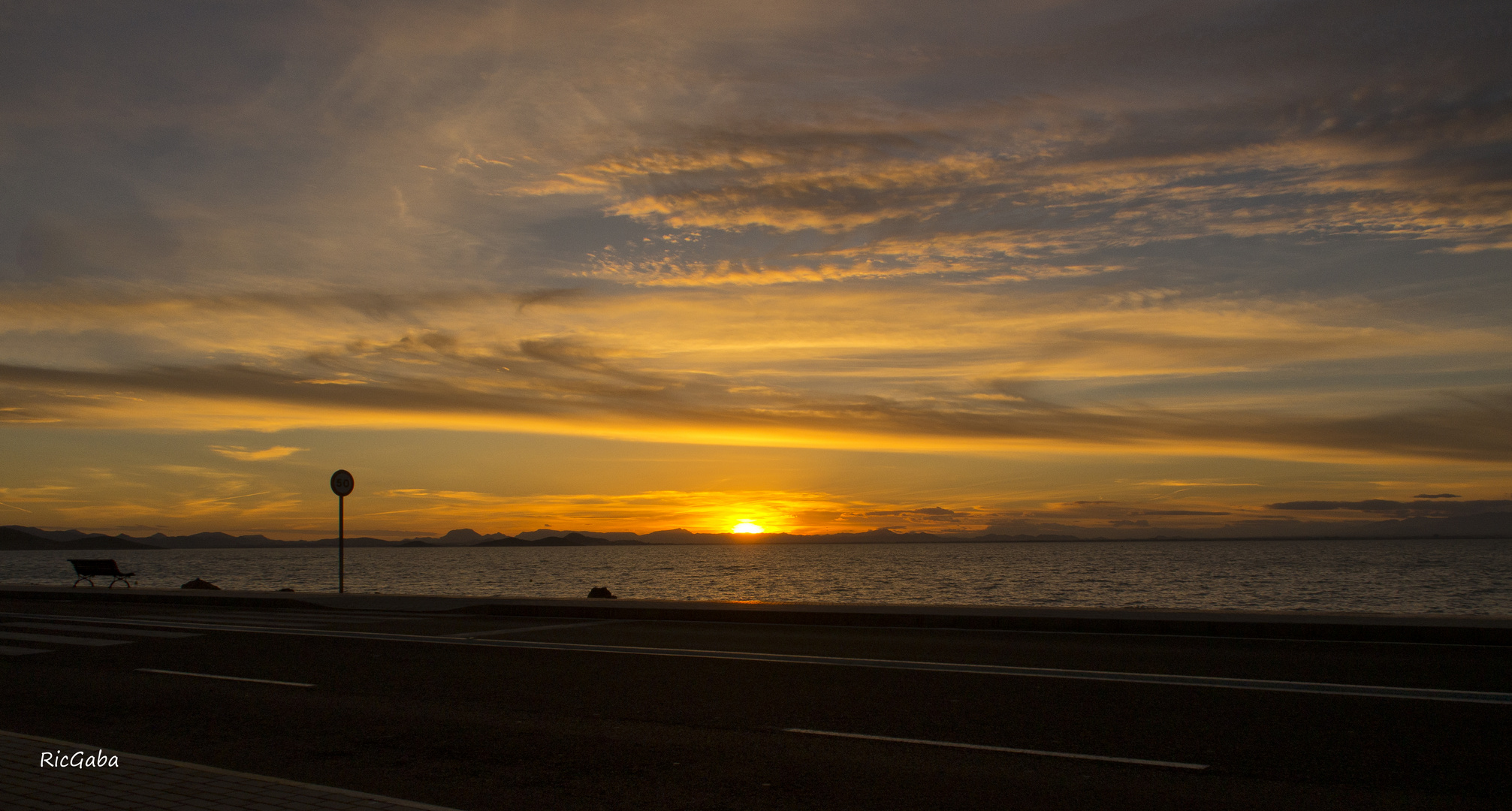 Atardecer en la Manga del mar Menor, Murcia