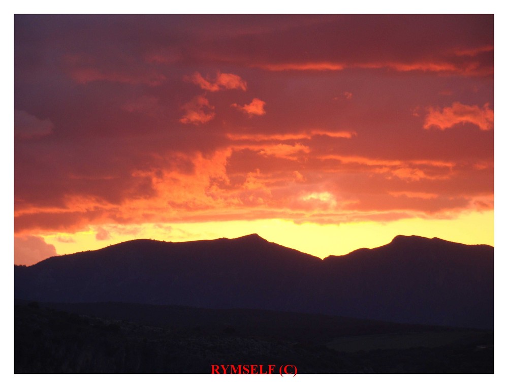 Atardecer en la sierra