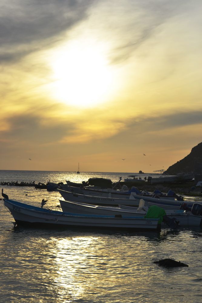 Atardecer en Los Roques by Caup 