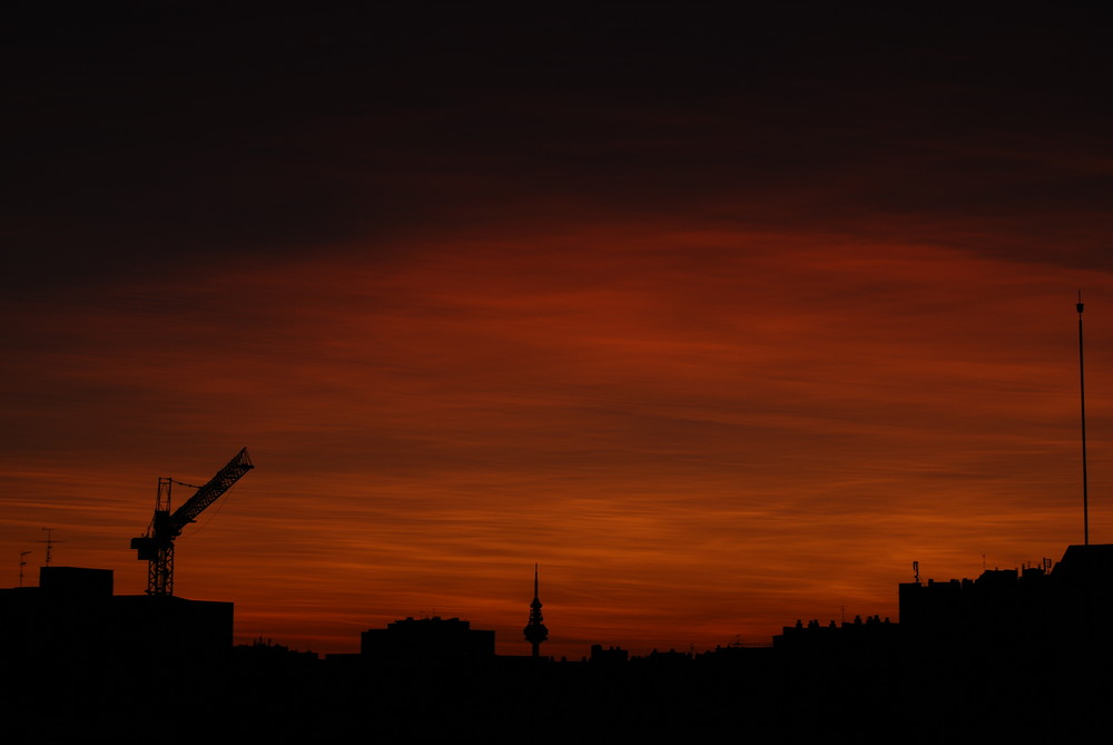 atardecer en madrid a 38º de calor