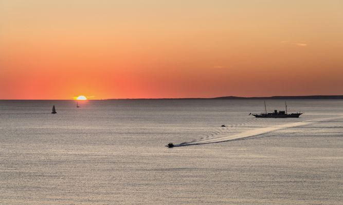 Atardecer en " MENORCA "