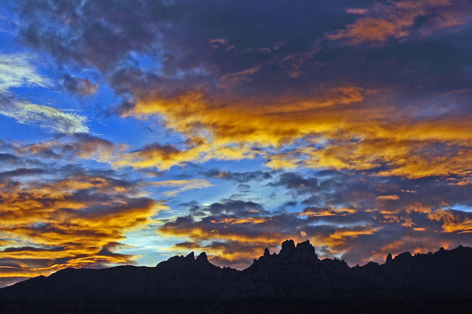 Atardecer en Montserrat