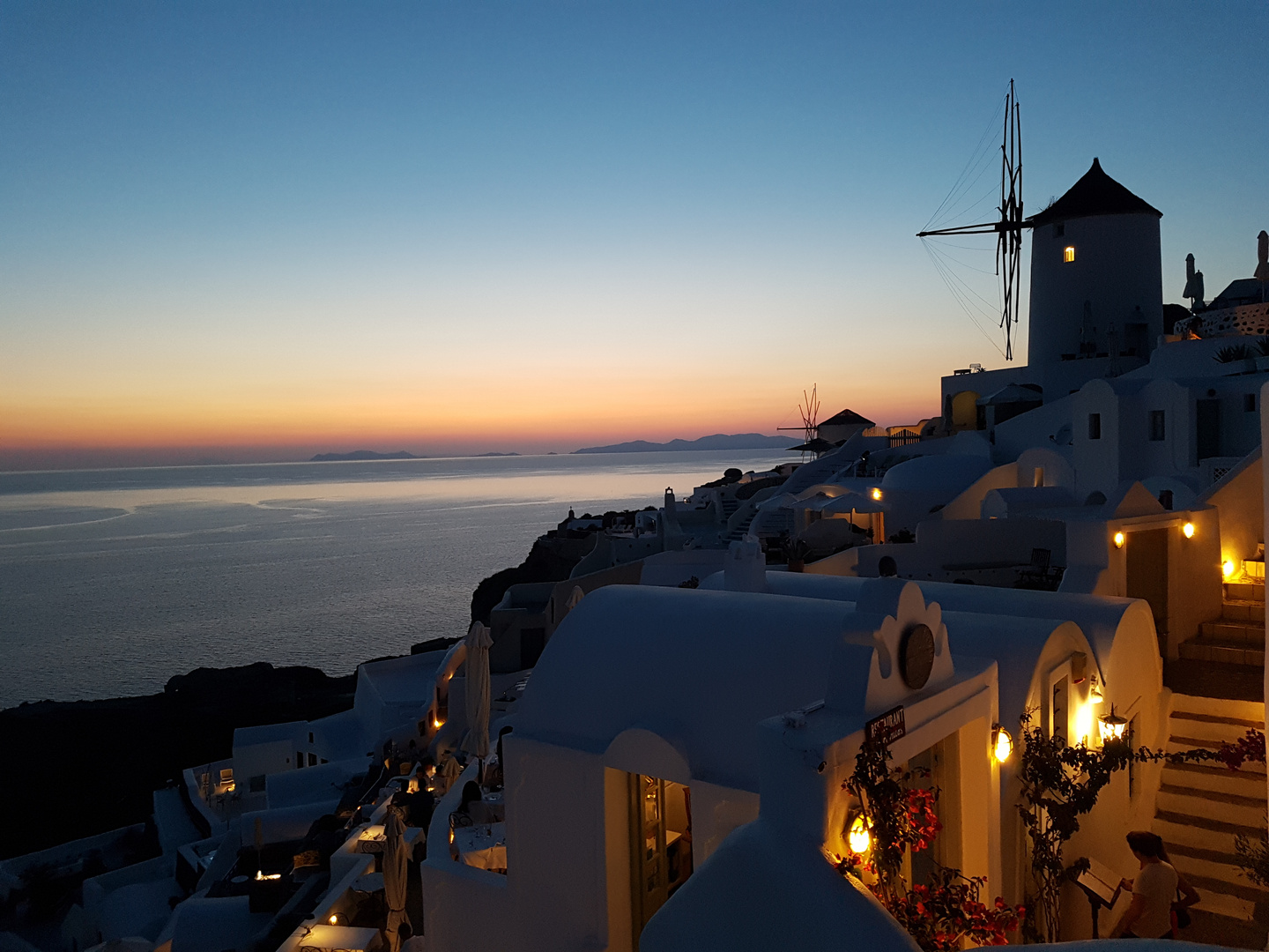 atardecer en oia